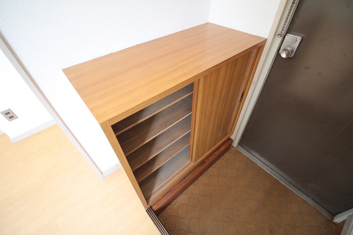 物件内観写真11　(靴箱)