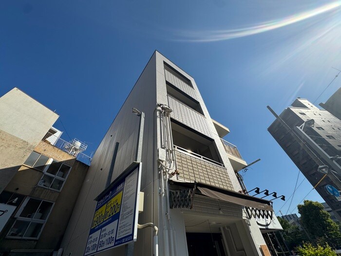 物件外観写真6　(外観写真)