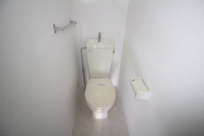 物件内観写真10　(トイレ)