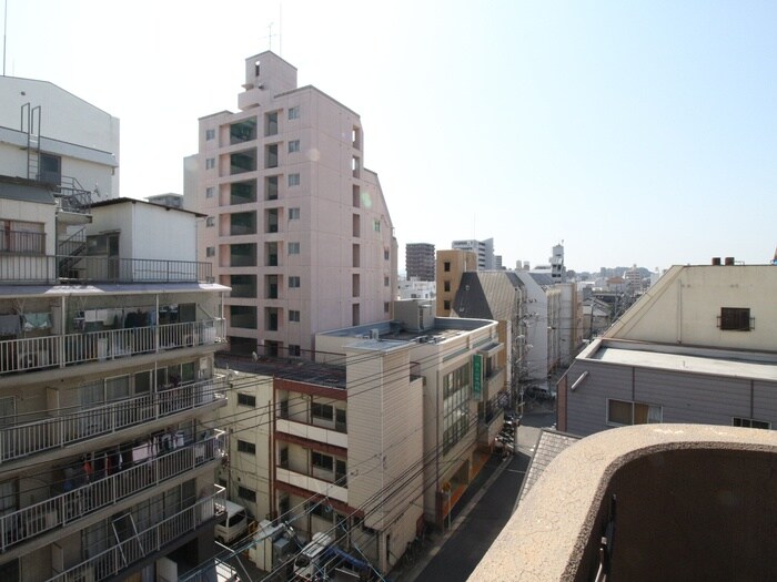 物件内観写真15　(室内からの展望)