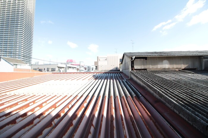 物件内観写真16　(室内からの展望)