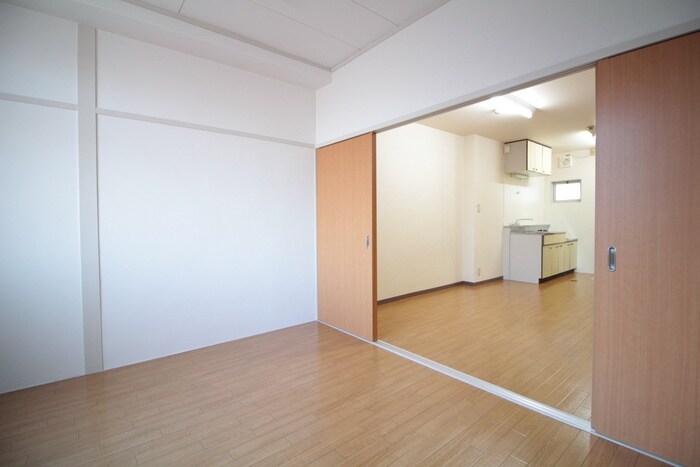 物件内観写真19　(居室)