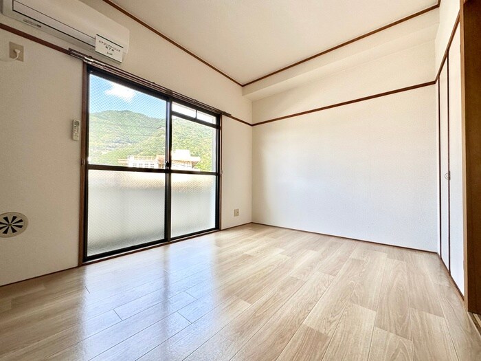 物件内観写真7　(居室)