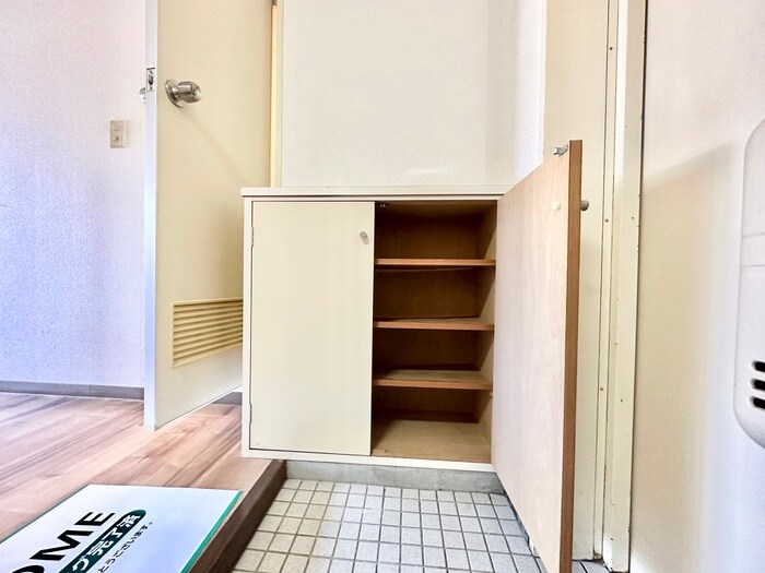 物件内観写真19　(靴箱)