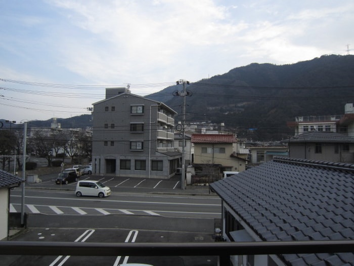 物件内観写真22　(室内からの展望)