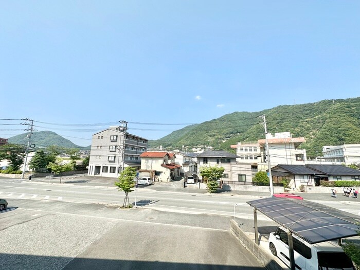 物件内観写真22　(室内からの展望)