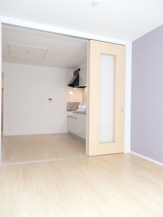 物件内観写真4　(居室)