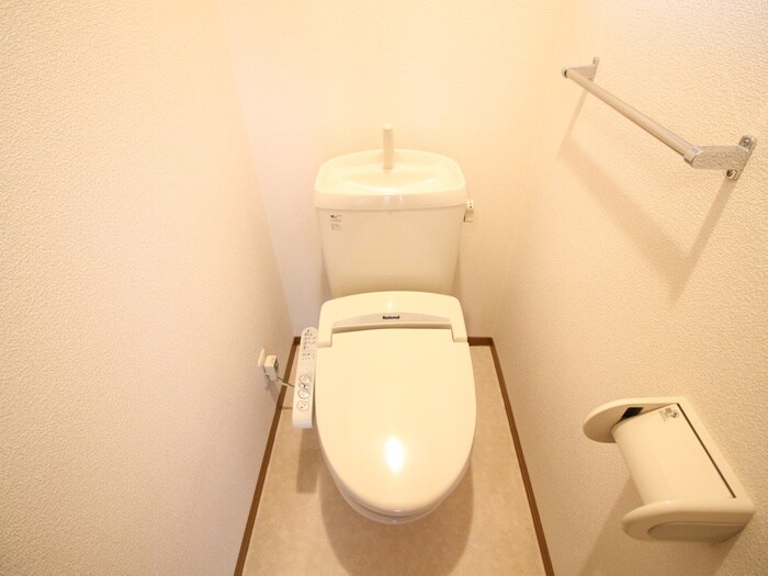 物件内観写真9　(トイレ)