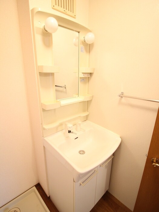 物件内観写真10　(洗面)