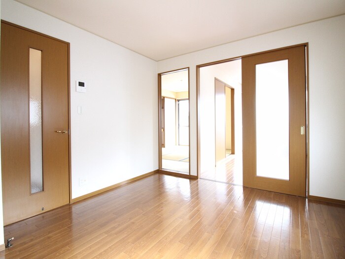 物件内観写真12　(居室)