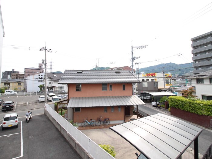 物件内観写真17　(室内からの展望)