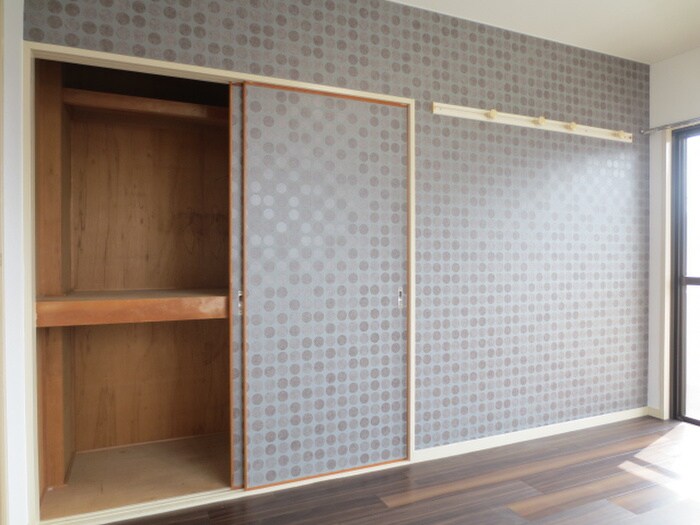 物件内観写真10　(収納)