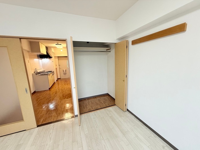 物件内観写真12　(収納)