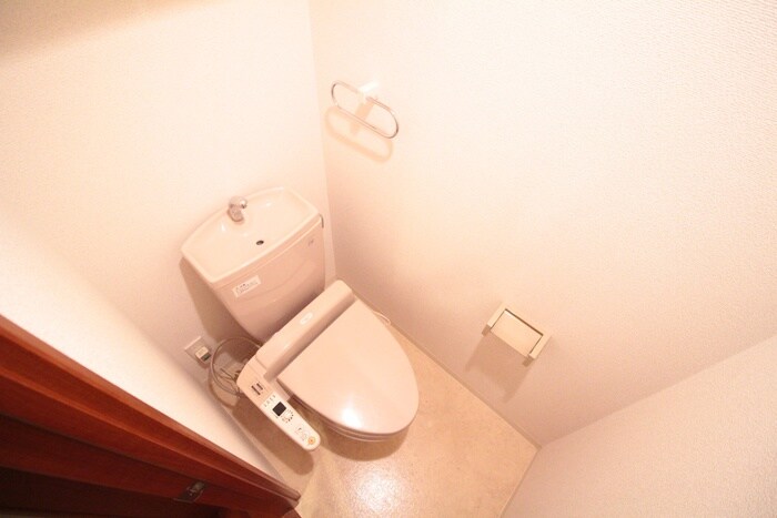 物件内観写真11　(トイレ)