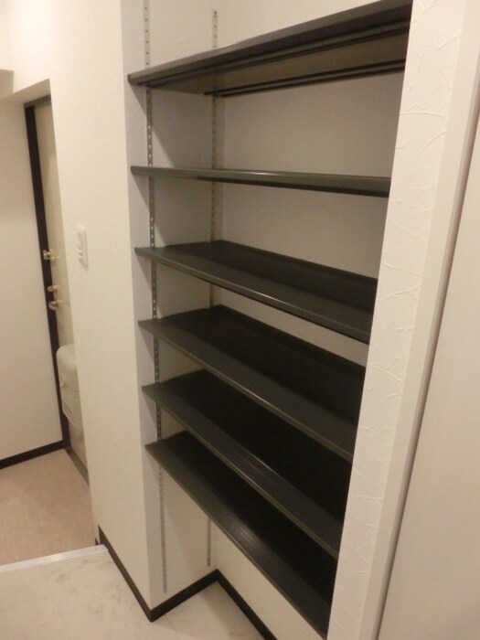 物件内観写真17　(靴箱)