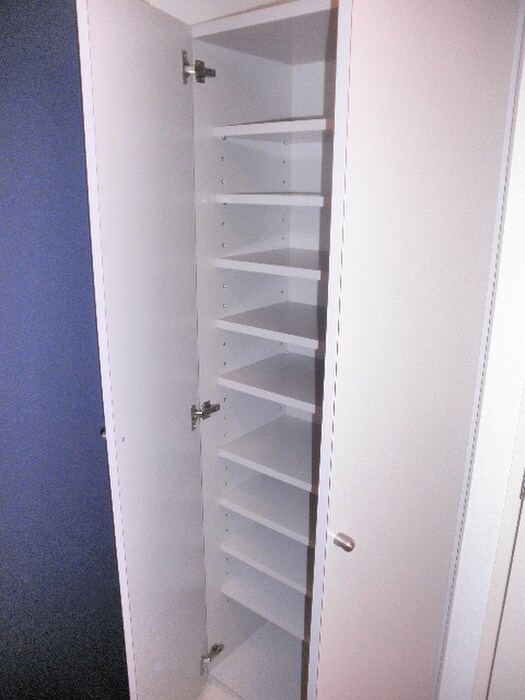 物件内観写真15　(靴箱)