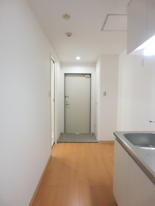 物件内観写真18　(玄関)