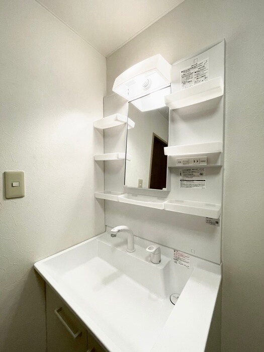 物件内観写真11　(洗面)