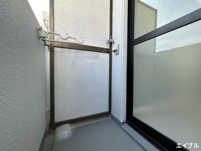 物件内観写真14　(洗濯機置場)