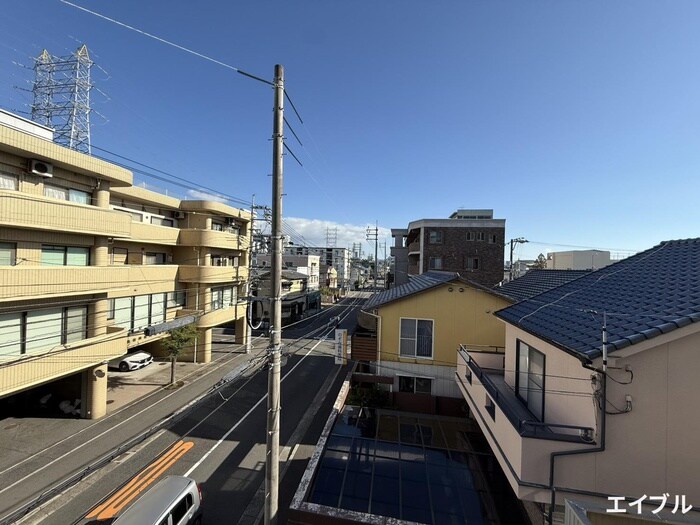 物件内観写真22　(室内からの展望)