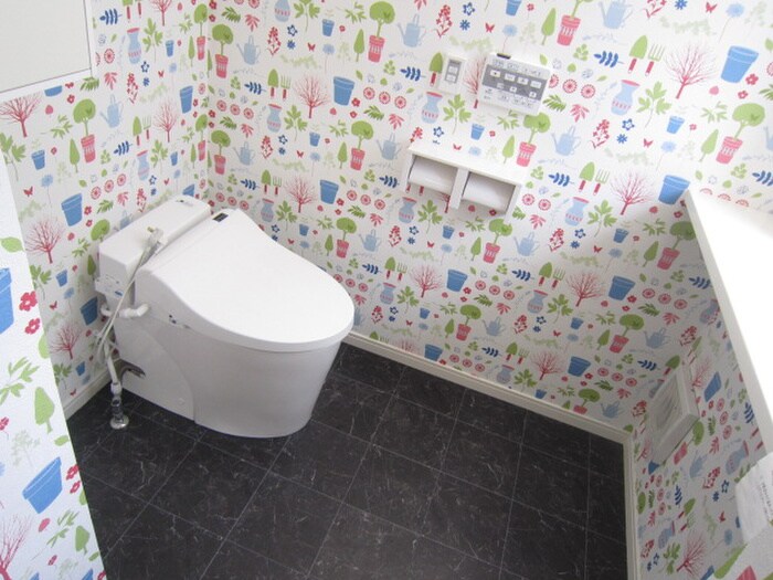 物件内観写真11　(トイレ)