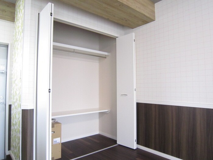 物件内観写真18　(収納)