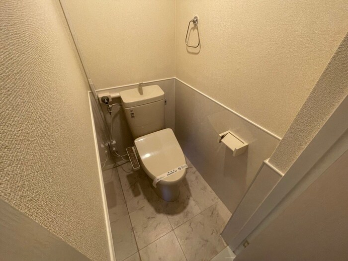 物件内観写真11　(トイレ)