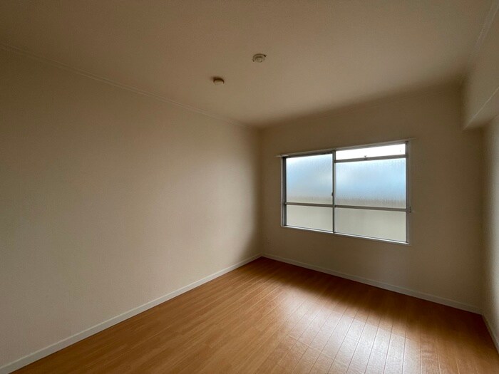 物件内観写真15　(居室)