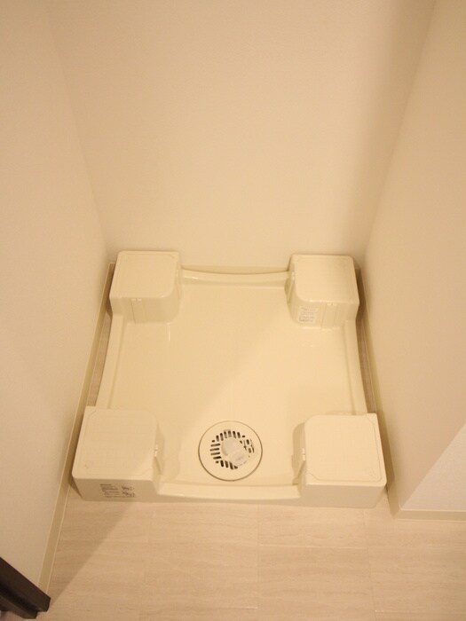 物件内観写真13　(洗濯機置場)