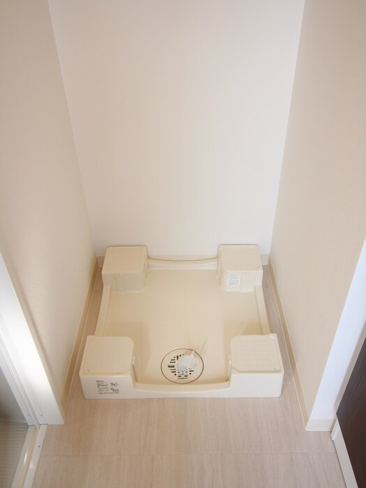 物件内観写真22　(洗濯機置場)