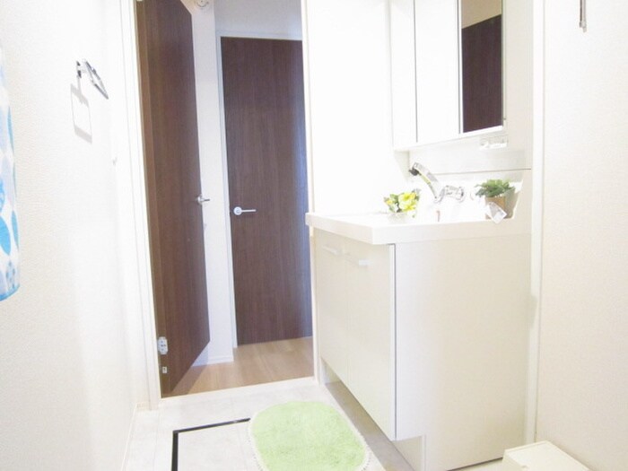 物件内観写真9　(洗面)