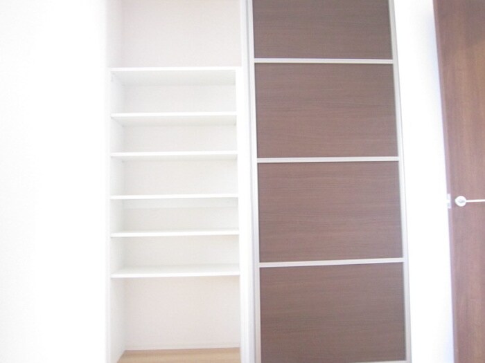 物件内観写真14　(収納)