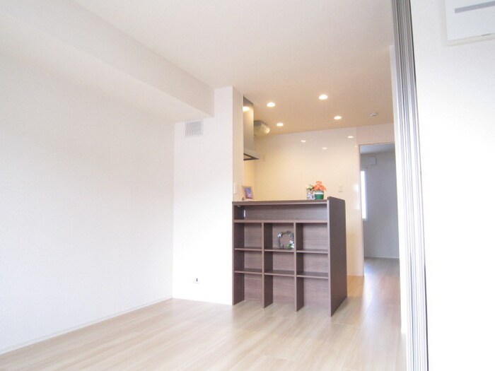 物件内観写真18　(居室)