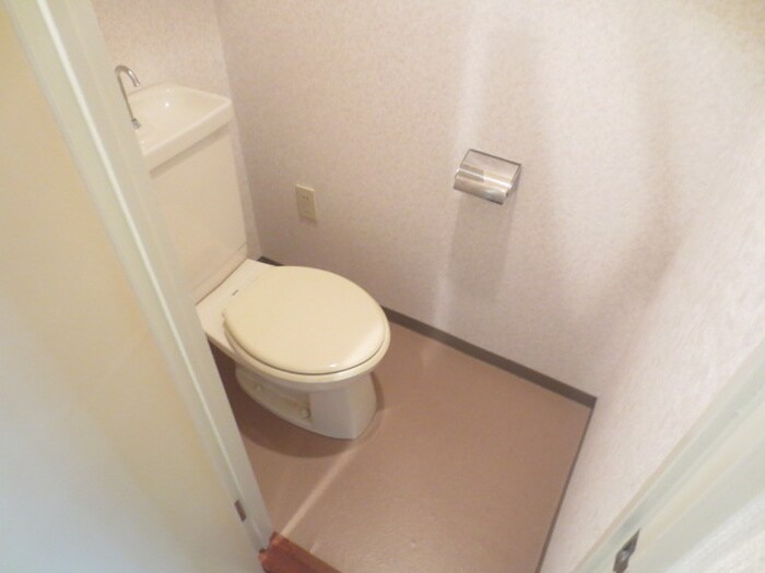 物件内観写真10　(トイレ)