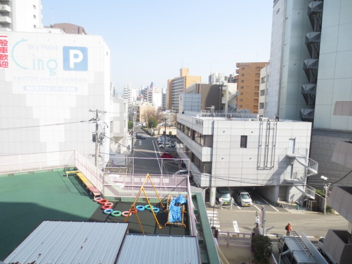 物件内観写真15　(室内からの展望)