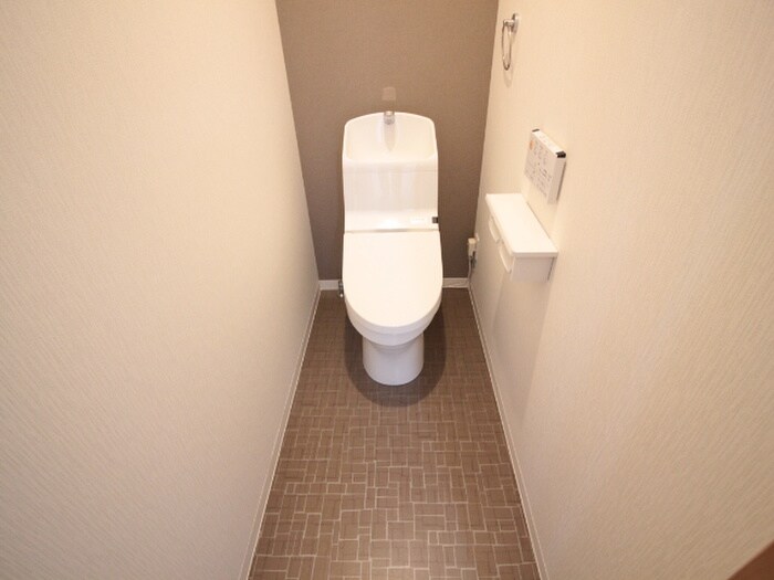 物件内観写真11　(トイレ)