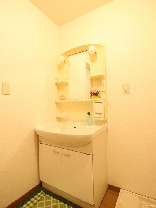 物件内観写真11　(洗面)