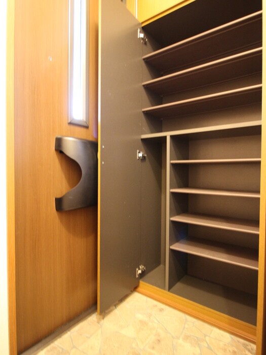 物件内観写真20　(靴箱)