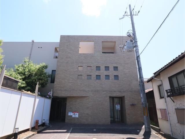 カントリーベアの物件外観写真