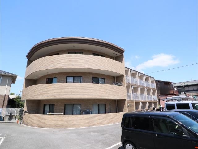 カントリーベアの物件外観写真