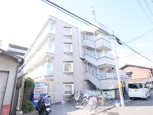 サンマンションナリマチ外観写真