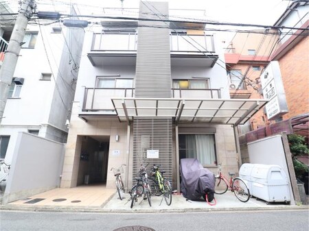 フラム深草外観写真