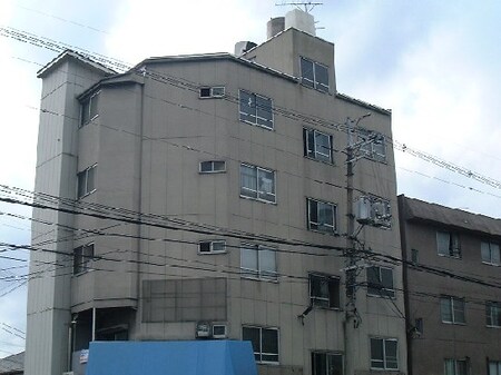 寿マンション外観写真