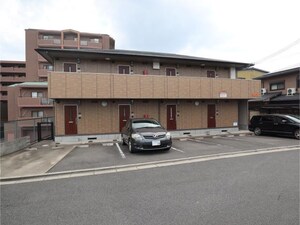 カナル桃山外観写真