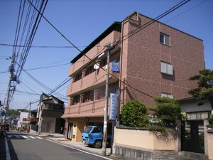 カーラ外観写真