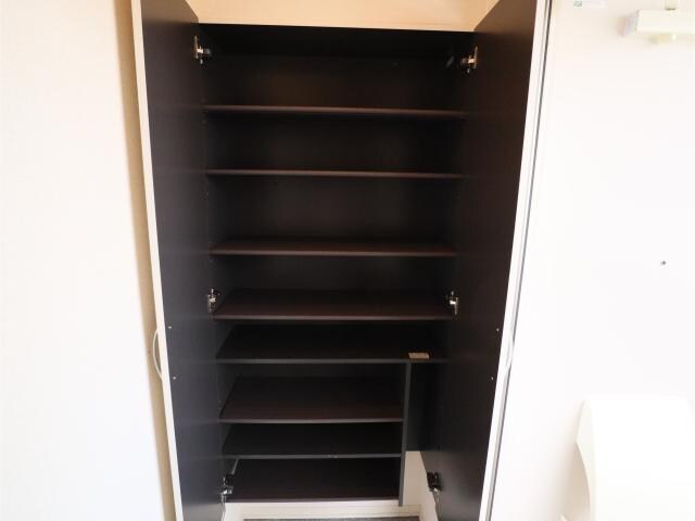 玄関周り(シューズBOX)