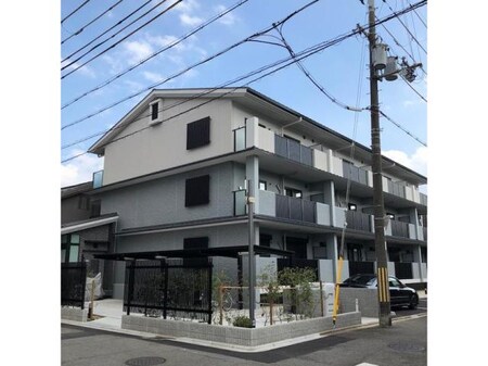 ベルメゾン丹波橋外観写真