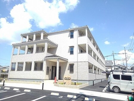 リバーファーム外観写真