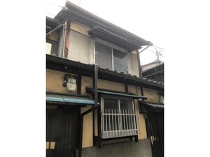 西大黒町2号貸家外観写真