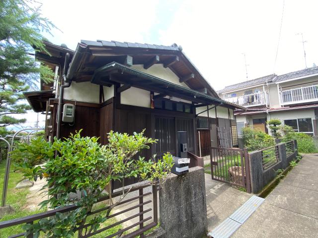 桃山町三河58の田村貸家